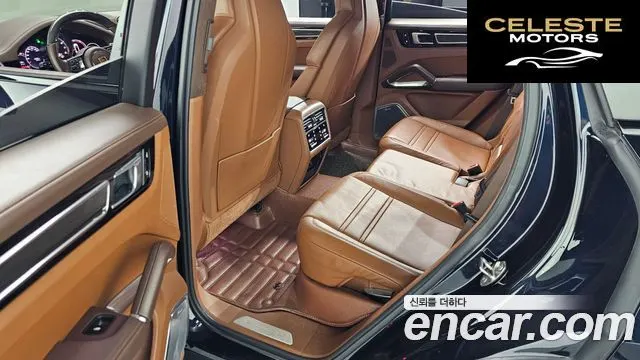 PORSCHE Cayenne (PO536) 4.0 Turbo Coupé 2021 — photo 12 sur 26