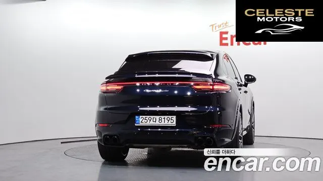 PORSCHE Cayenne (PO536) 4.0 Turbo Coupé 2021 — photo 4 sur 26