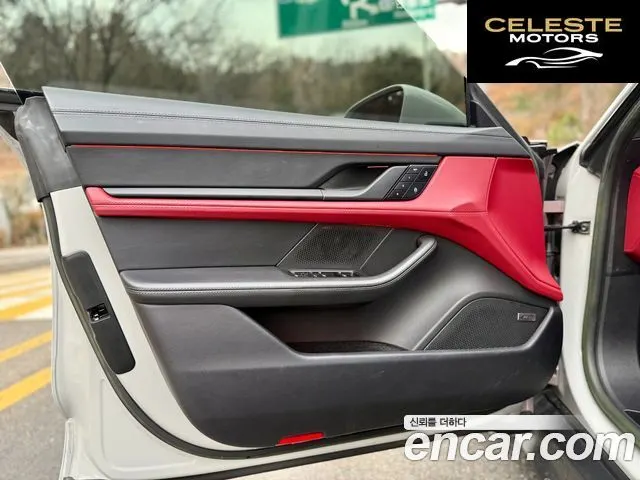 PORSCHE Taycan GTS 2022 — photo 15 sur 24
