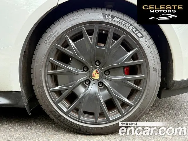 PORSCHE Taycan GTS 2022 — photo 17 sur 24