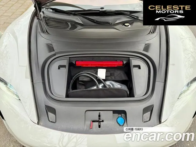 PORSCHE Taycan GTS 2022 — photo 18 sur 24