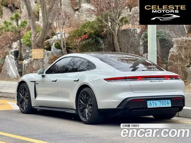 PORSCHE Taycan GTS 2022 — photo 4 sur 24