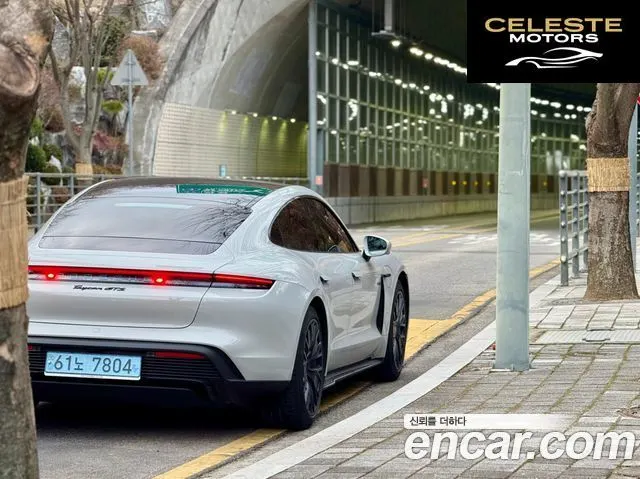 PORSCHE Taycan GTS 2022 — photo 6 sur 24