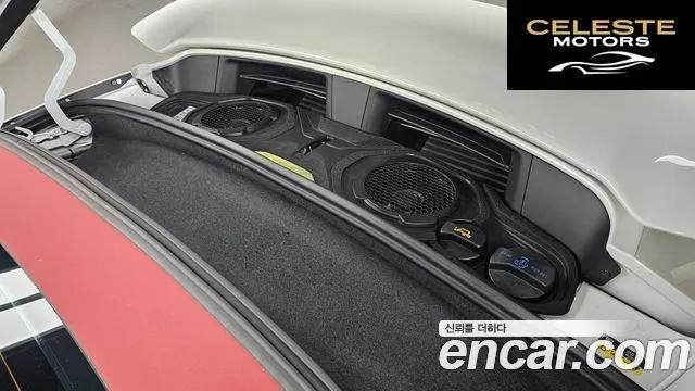 PORSCHE 911 (992) Turbo S Cabriolet 2024 — photo 6 sur 26