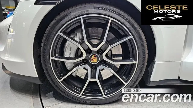 PORSCHE Taycan 4S 2024 — photo 5 sur 26