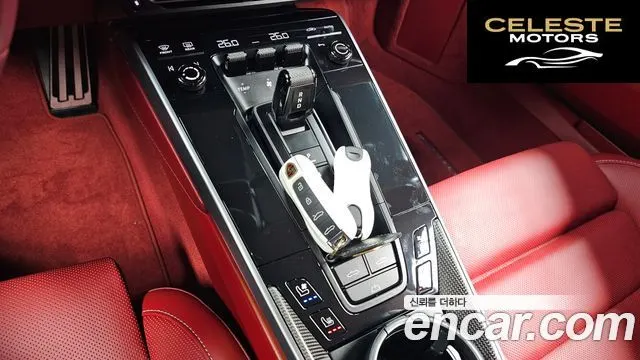 PORSCHE 911 (992) Turbo S Cabriolet 2024 — photo 9 sur 26