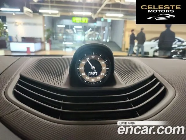 PORSCHE Taycan 4S 2026 — photo 14 sur 20