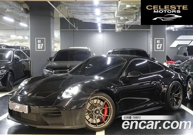 PORSCHE 911 (992) GT3 Touring 2025 — photo 2 sur 11