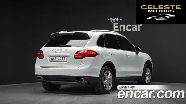 PORSCHE Cayenne 3.0 Edition 2014 — photo 2 sur 20