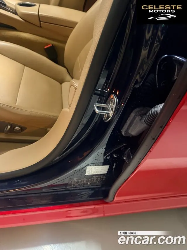 PORSCHE Panamera 4.8 Turbo 2010 — photo 16 sur 24
