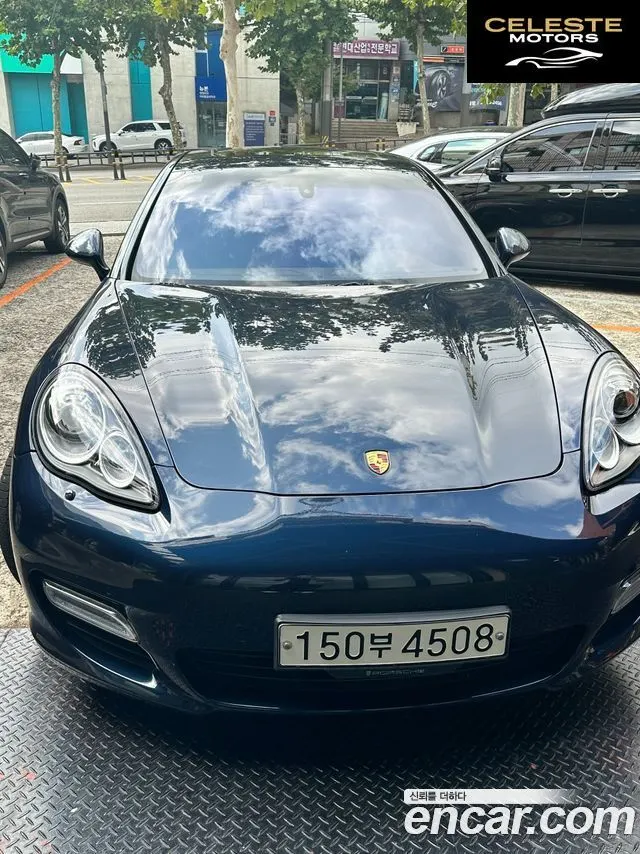 PORSCHE Panamera 4.8 Turbo 2010 — photo 18 sur 24