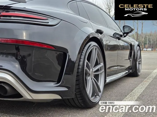PORSCHE Panamera (971) 4.0 Turbo 2018 — photo 11 sur 26