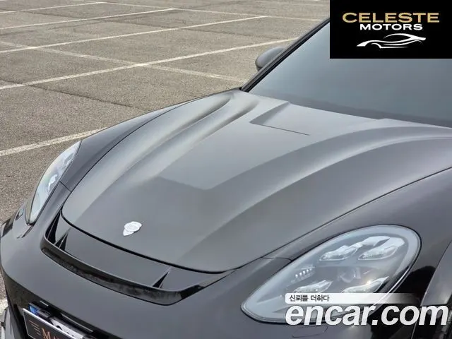 PORSCHE Panamera (971) 4.0 Turbo 2018 — photo 13 sur 26