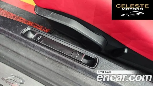 PORSCHE 718 Boxster 2.0 2019 — photo 19 sur 20