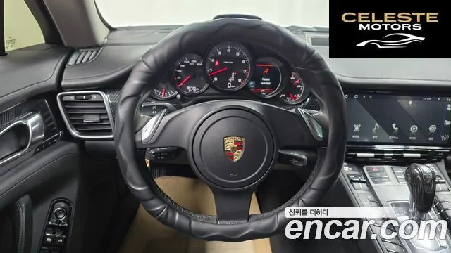PORSCHE Panamera 3.6 2WD 2011 — photo 13 sur 26
