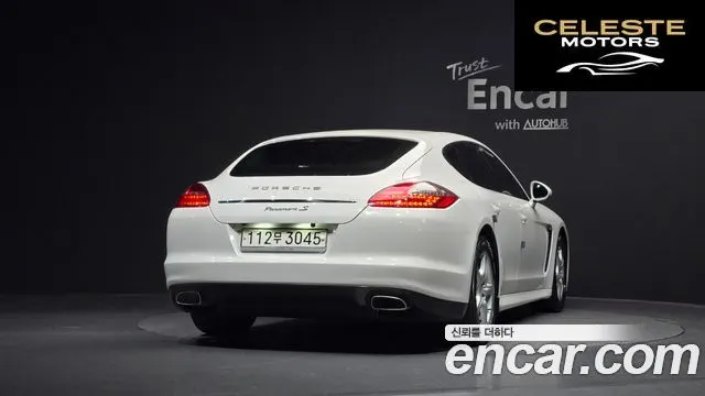 PORSCHE Panamera 3.6 2WD 2011 — photo 4 sur 26
