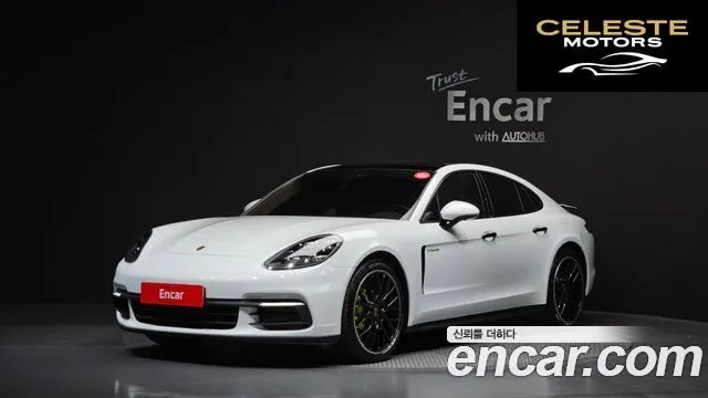 PORSCHE Panamera (971) 2.9 AWD E-High 2018 — photo 27 sur 27
