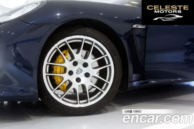 PORSCHE Panamera 3.6 AWD 2012 — photo 12 sur 23