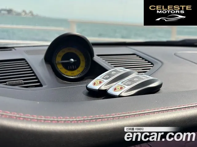 PORSCHE 911 (992) Targa 4 GTS 2023 — photo 16 sur 26