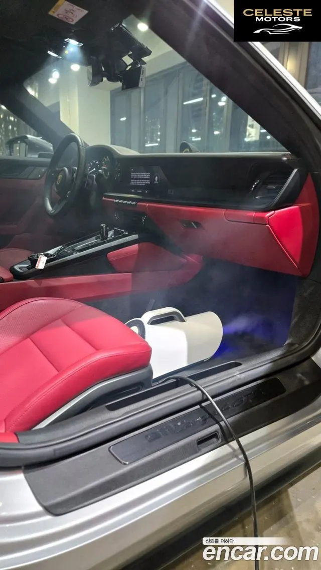 PORSCHE 911 (992) Targa 4 GTS 2023 — photo 3 sur 26