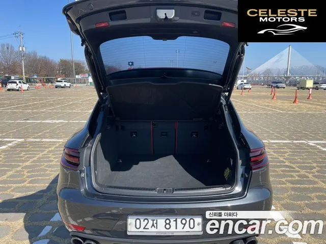 PORSCHE Macan 3.0 GTS 2018 — photo 15 sur 19