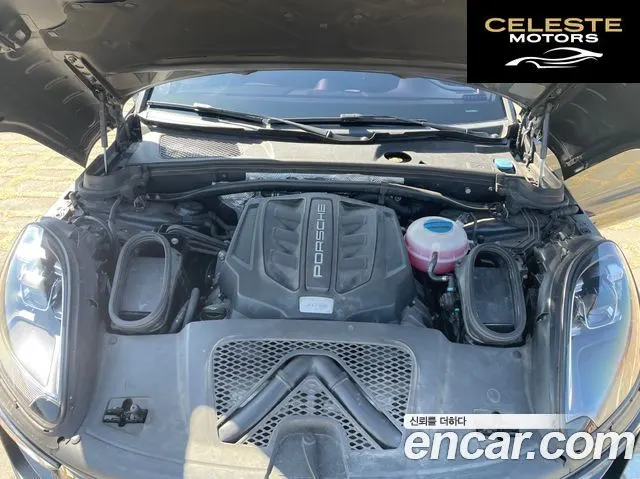 PORSCHE Macan 3.0 GTS 2018 — photo 16 sur 19