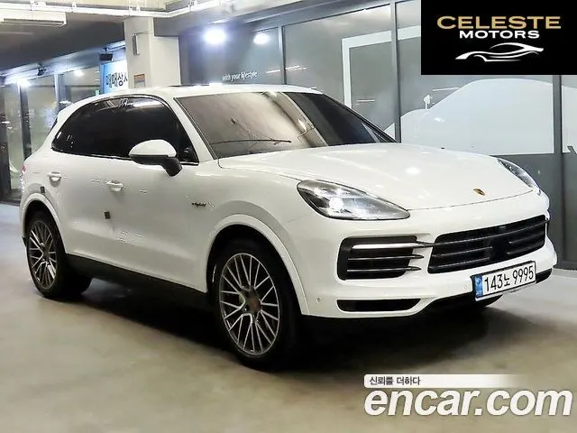 PORSCHE Cayenne (PO536) 3.0 E-High 2022 — photo 23 sur 26