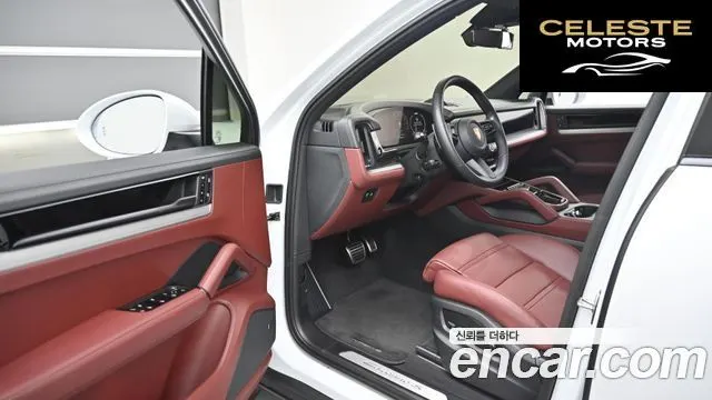 PORSCHE Cayenne (PO536) 3.0 S E-High 2025 — photo 11 sur 26