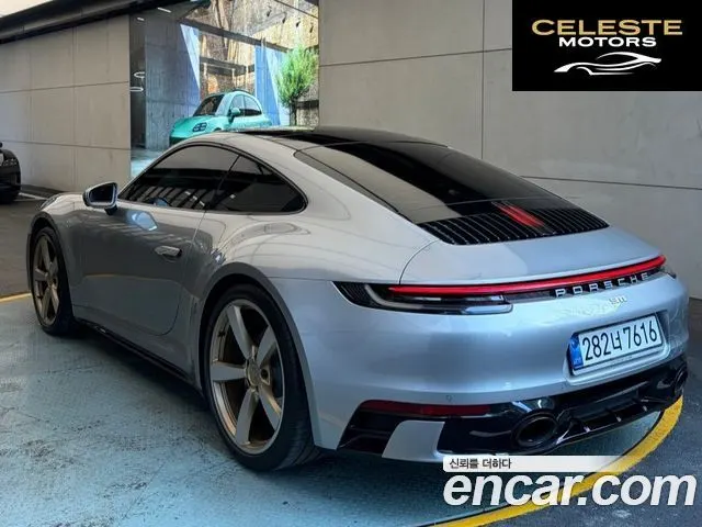 PORSCHE 911 (992) Carrera 2024 — photo 2 sur 19