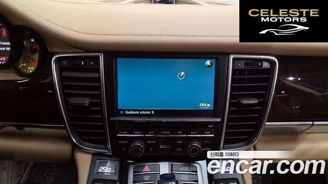 PORSCHE Panamera 3.0 S 2014 — photo 14 sur 20