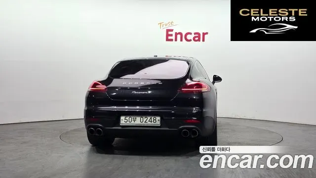 PORSCHE Panamera 3.0 S 2014 — photo 4 sur 20