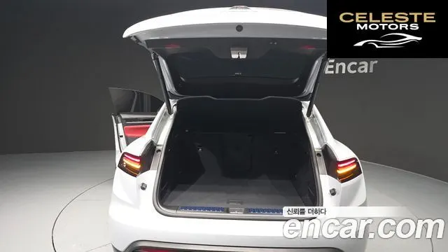 PORSCHE Macan EV 4 2025 — photo 20 sur 20