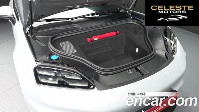 PORSCHE Macan EV 4 2025 — photo 6 sur 20