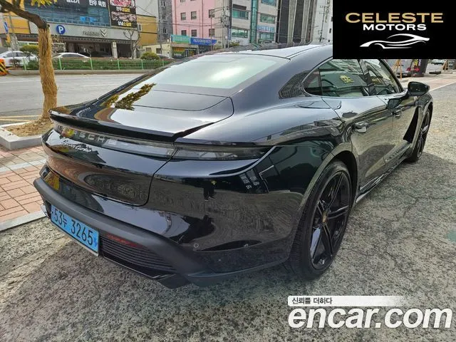 PORSCHE Taycan Turbo 2021 — photo 2 sur 20