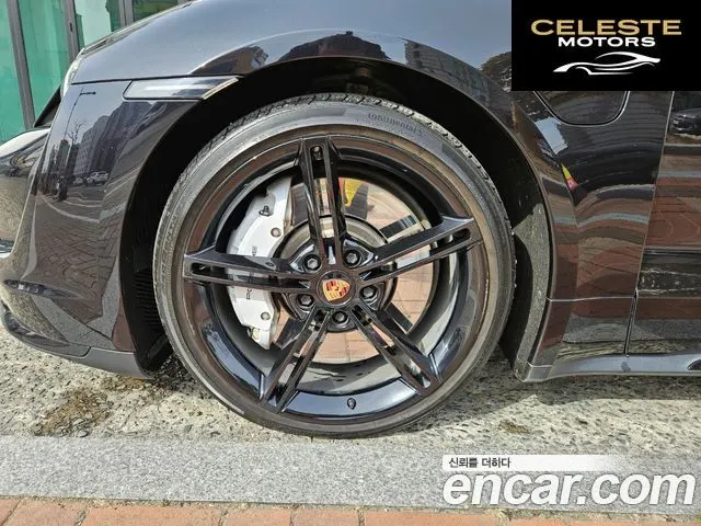 PORSCHE Taycan Turbo 2021 — photo 5 sur 20