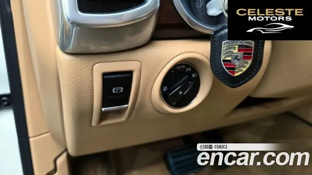 PORSCHE Cayenne 4.8 S 2012 — photo 13 sur 20