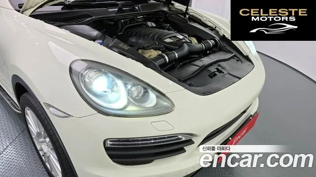 PORSCHE Cayenne 4.8 S 2012 — photo 6 sur 20