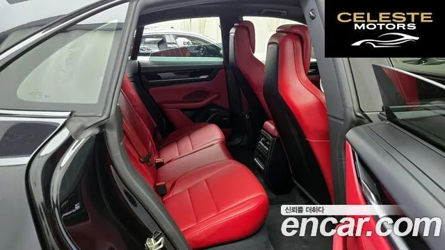 PORSCHE Macan EV 4 2025 — photo 12 sur 20