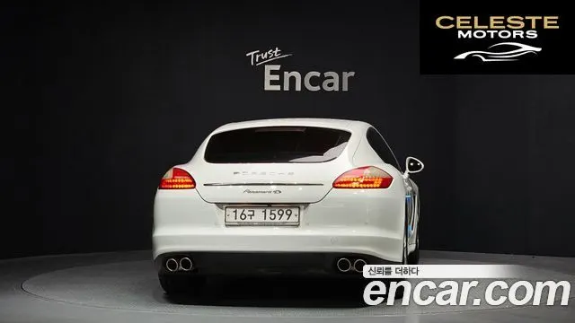 PORSCHE Panamera 4.8 S 2010 — photo 4 sur 20