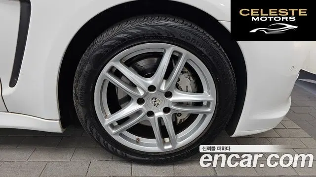 PORSCHE Panamera 4.8 S 2010 — photo 5 sur 20