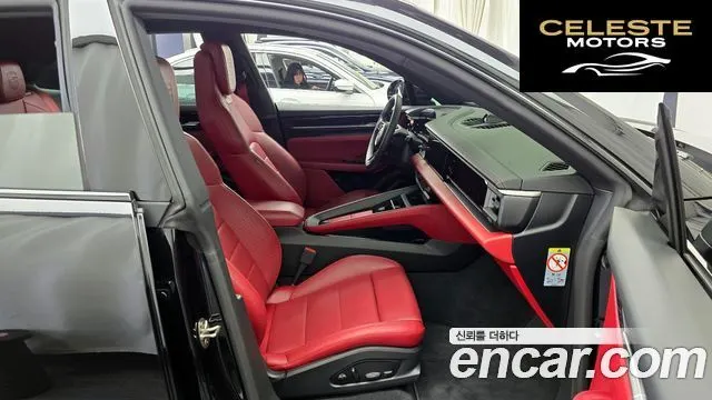 PORSCHE Macan EV 4 2025 — photo 11 sur 20