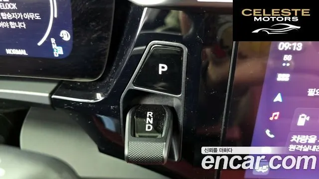 PORSCHE Macan EV 4 2025 — photo 9 sur 20
