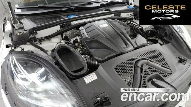 PORSCHE Macan 2.9 S 2022 — photo 6 sur 20