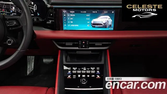 PORSCHE Macan EV 4 2025 — photo 18 sur 20