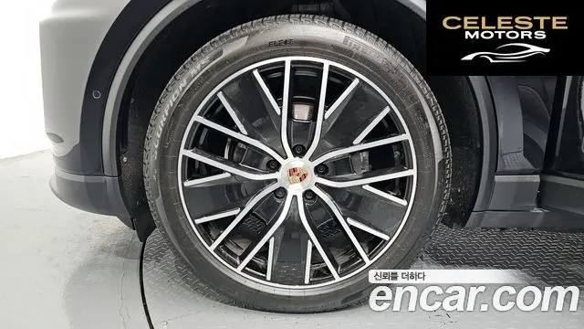 PORSCHE Macan EV 4 2025 — photo 5 sur 20