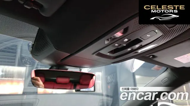 PORSCHE Macan EV 4 2025 — photo 18 sur 20