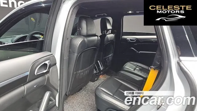PORSCHE Cayenne 4.8 S 2011 — photo 12 sur 20