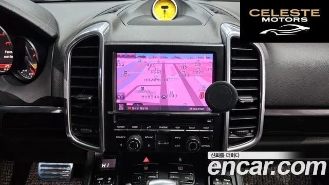 PORSCHE Cayenne 4.8 S 2011 — photo 14 sur 20