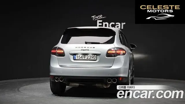 PORSCHE Cayenne 4.8 S 2011 — photo 4 sur 20