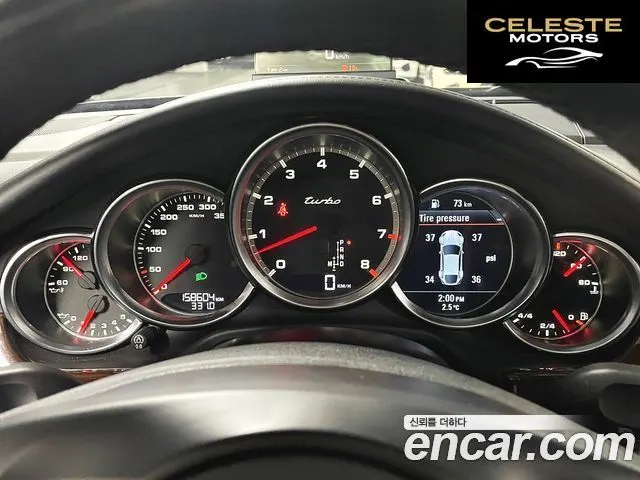 PORSCHE Panamera 4.8 Turbo 2010 — photo 12 sur 26